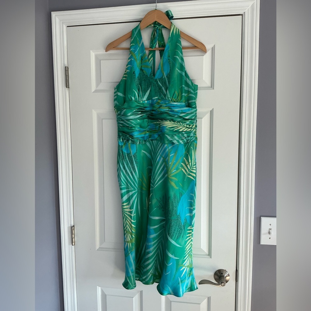 Jones New York Vintage Y2K 100% Silk Tropical Print Halter Dress 12